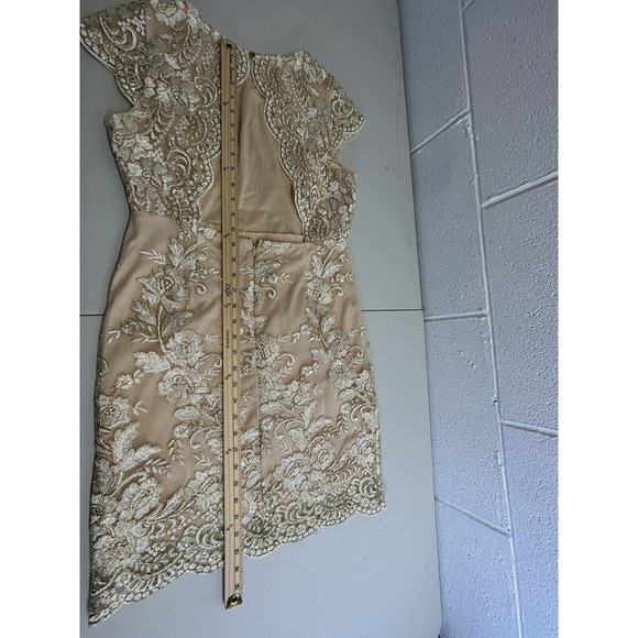 She And Sky Embroidered Bride Holiday Gold White Mini Dress Cutout Back L‎ - Picture 13 of 13